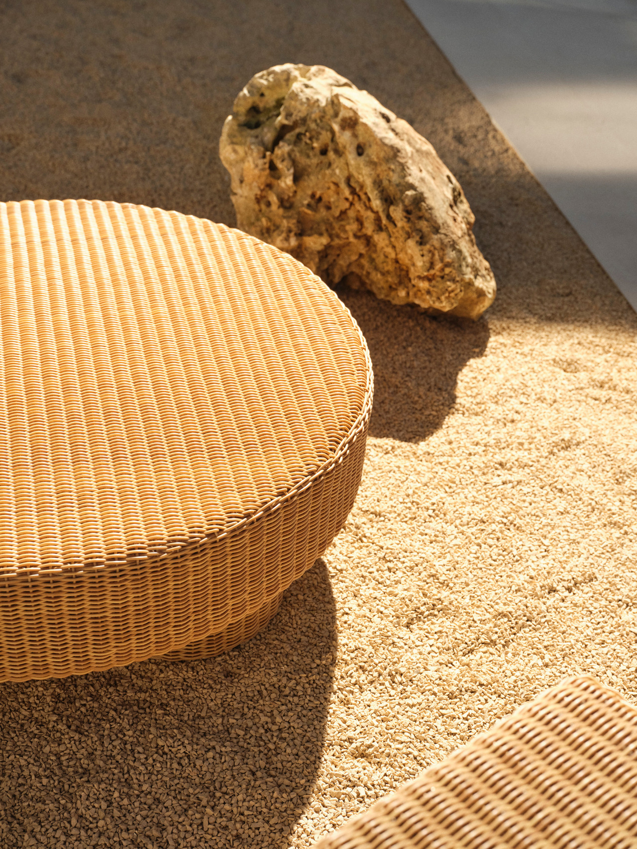 Molteni&C Pantalica Outdoor Coffee Table, view 2
