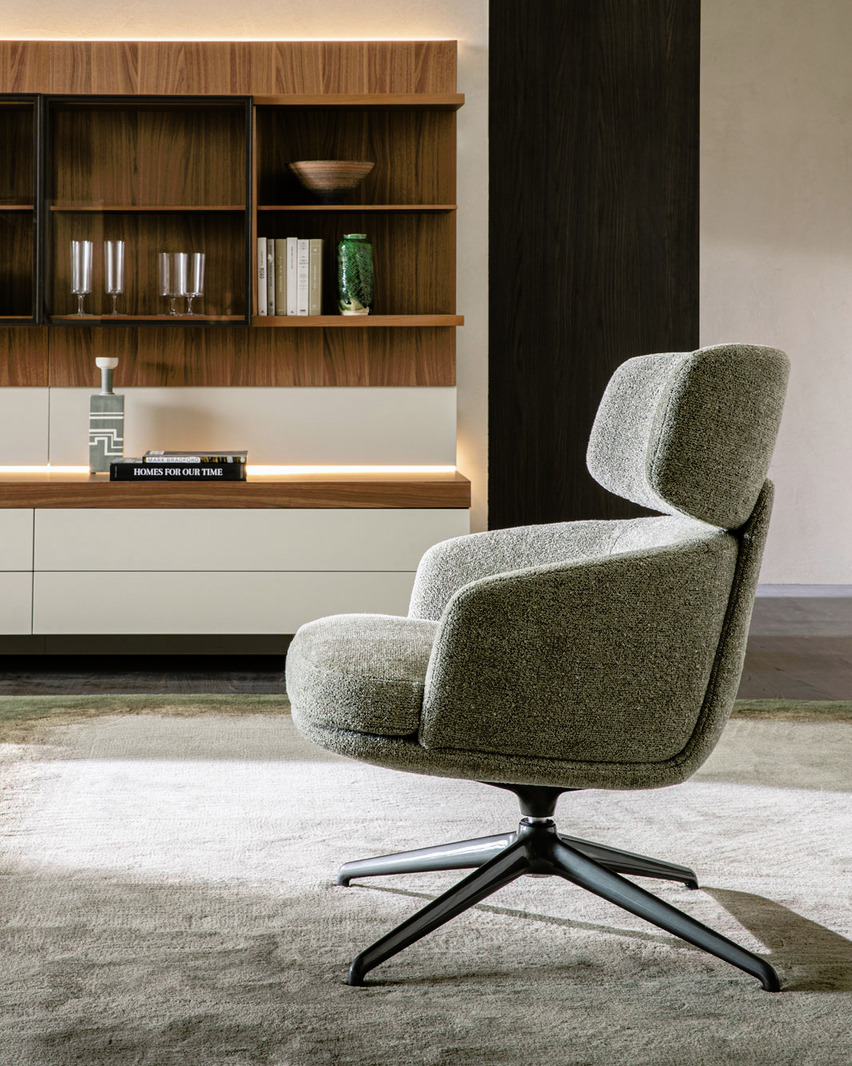 Molteni&C Piccadilly Armchair, view 2