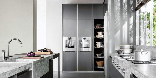 Molteni&C Revolving Column Kitchen Column