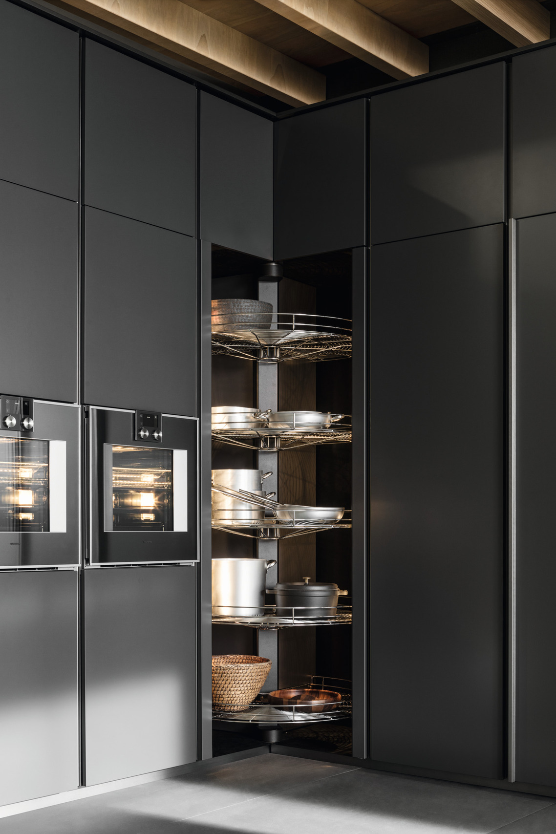 Molteni&C Revolving Column Kitchen Column, view 2