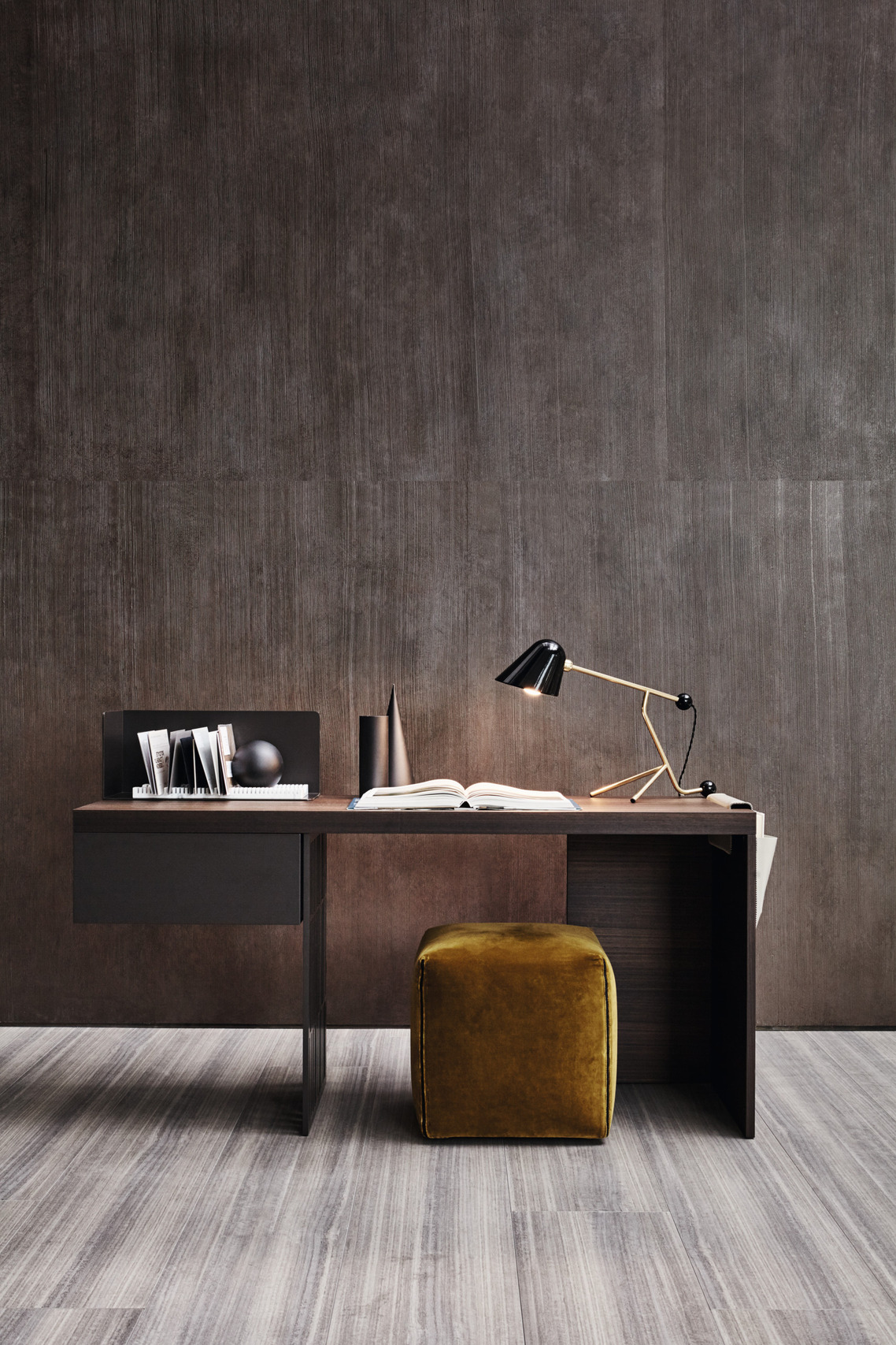 Molteni&C Scriba Writing Desk, view 2