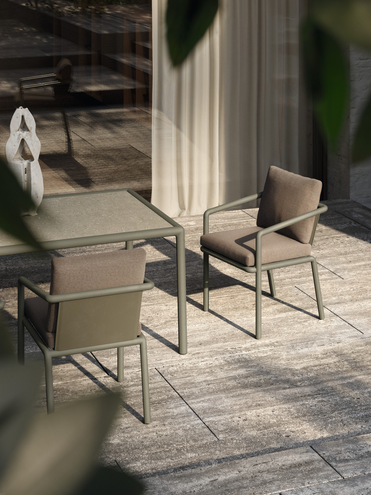 Molteni&C Soleva Outdoor Chair, view 2