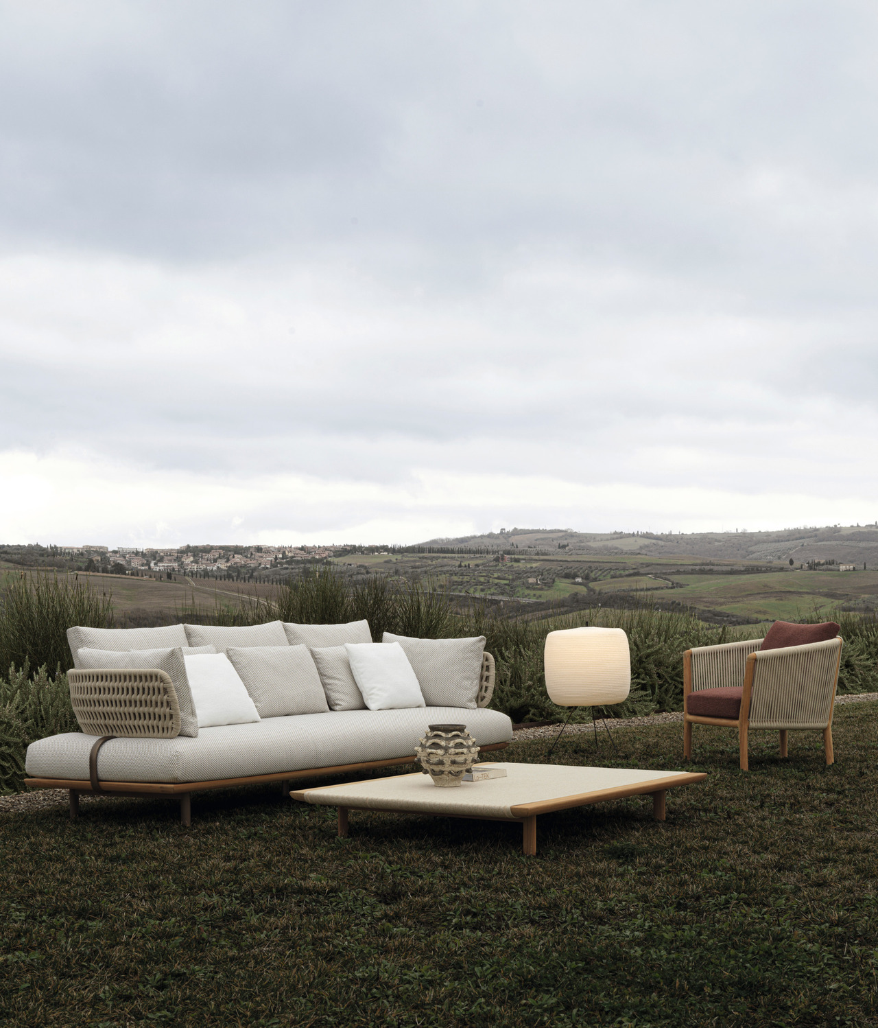 Molteni&C Sway Outdoor Coffee Table, view 2