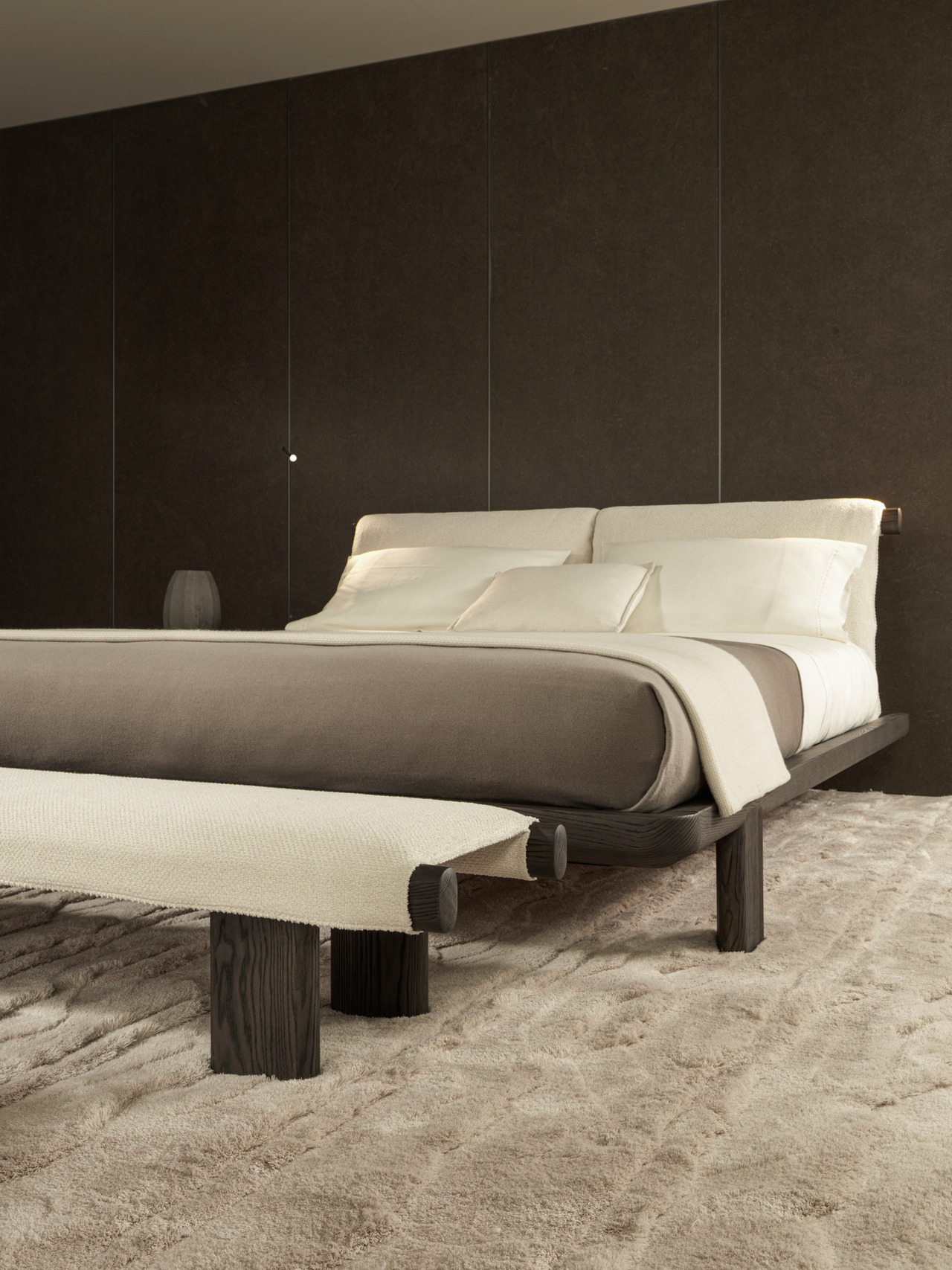 Molteni&C Tibeau Bench, view 2