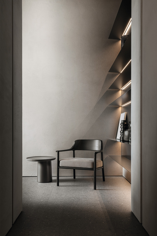 Molteni&C Walter Armchair