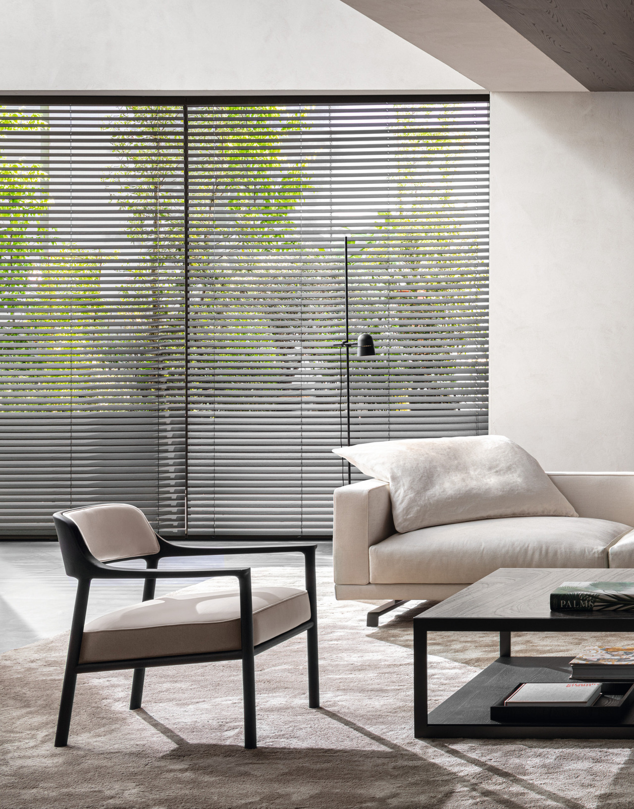 Molteni&C Walter Armchair, view 4