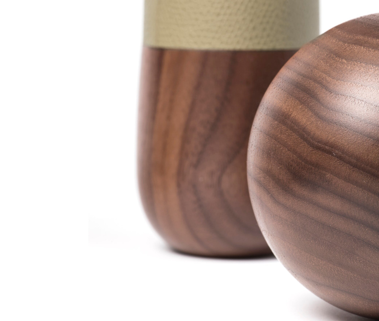 Handcrafted Pinetti Bowling Set, view 8