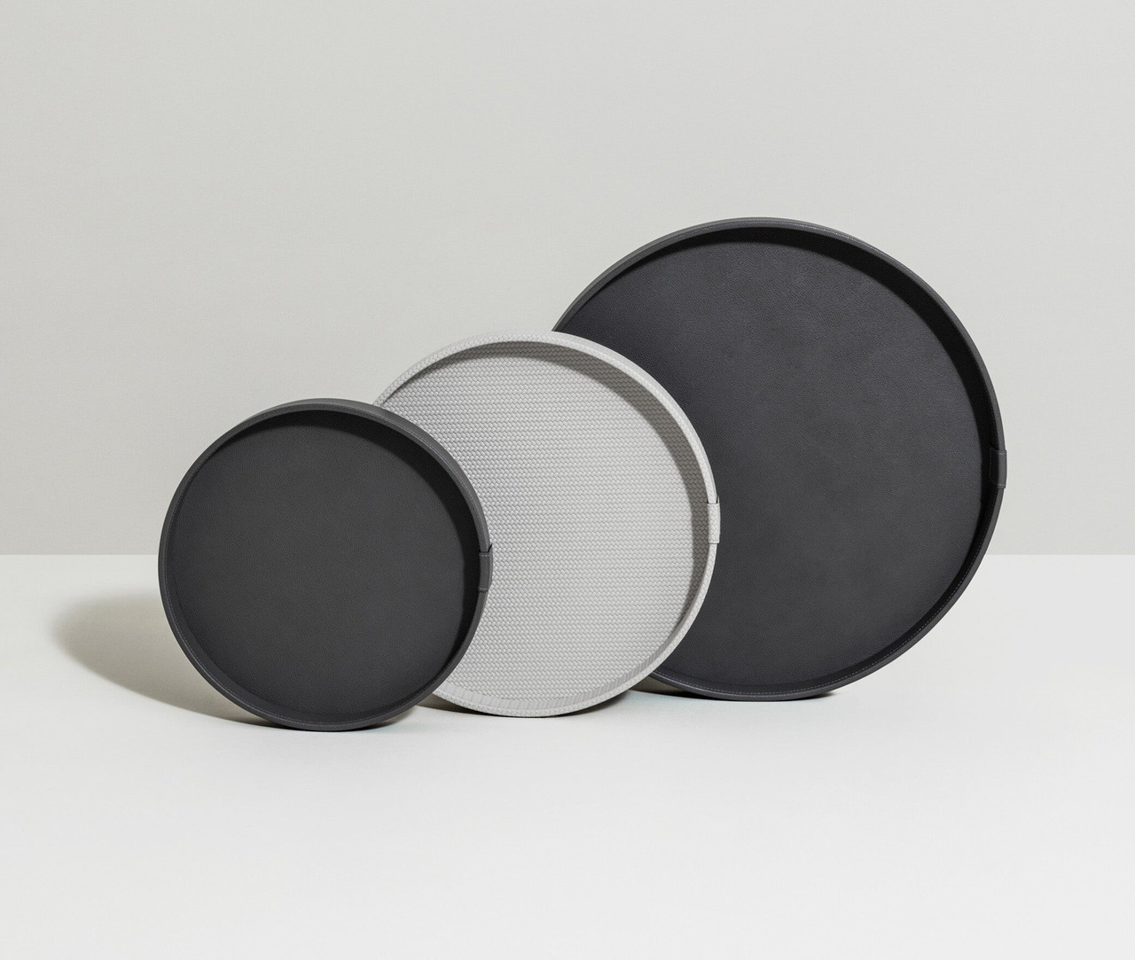 Gea Round Tray, view 2