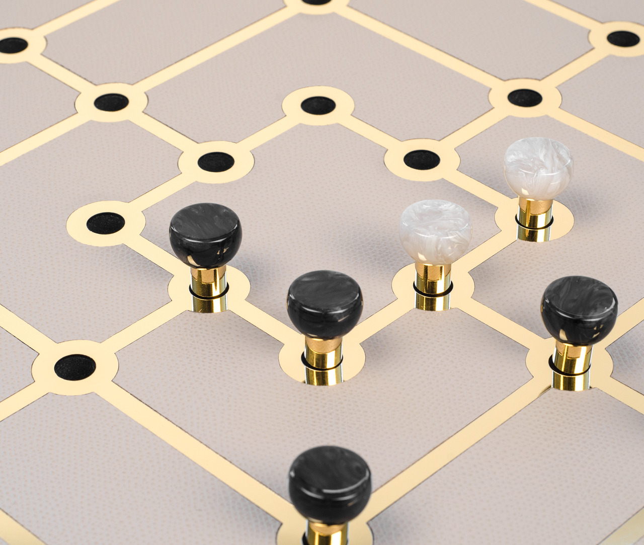 Nine Men's Morris Board Game, view 5
