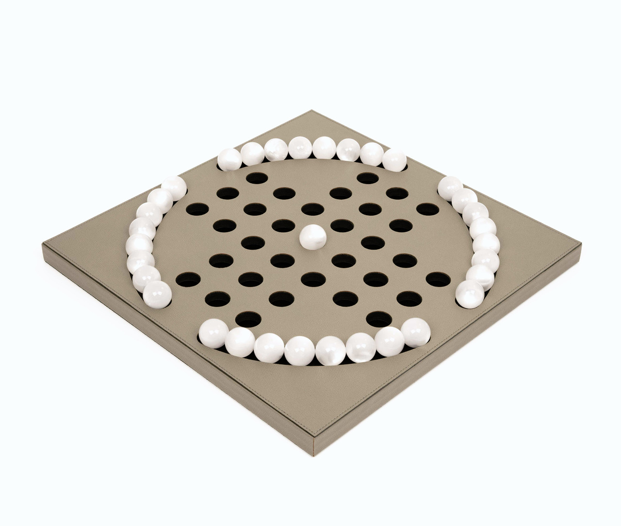 Pinetti Solitaire Peg Solitaire Game