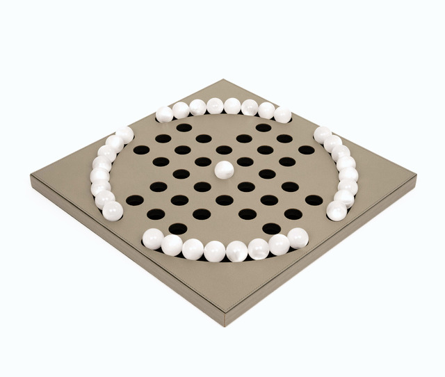Pinetti Solitaire Peg Solitaire Game