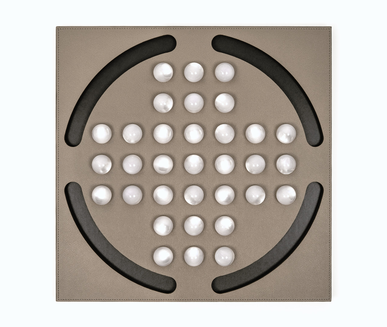 Pinetti Solitaire Peg Solitaire Game, view 3