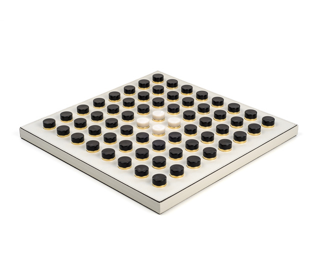 Pinetti Reversi Board Game