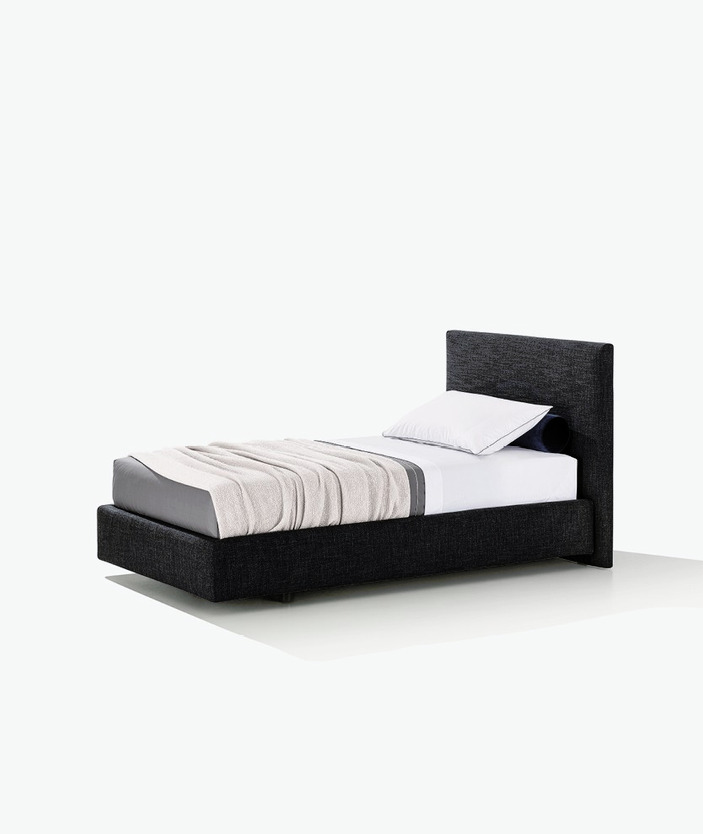 Arca Bed, view 3