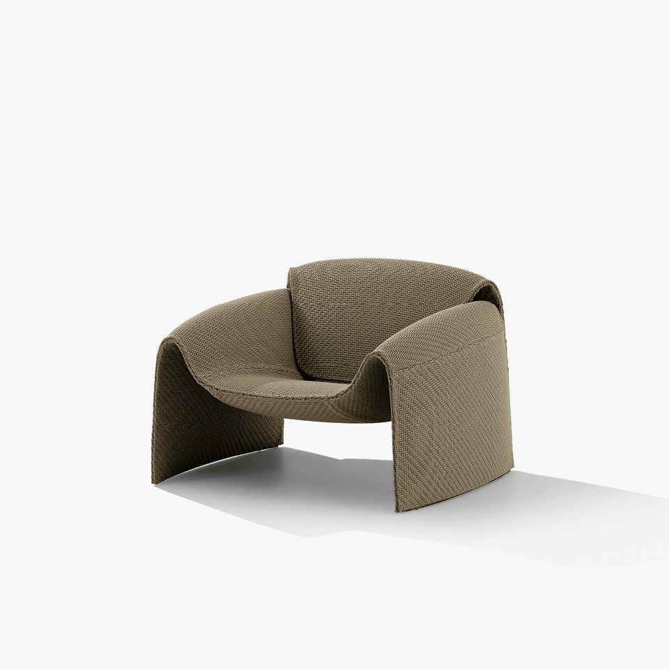 Le Club Outdoor Armchair, view 3