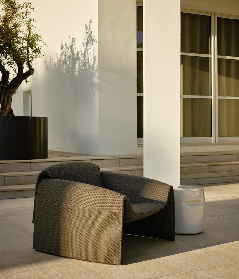 Le Club Outdoor Armchair, view 6