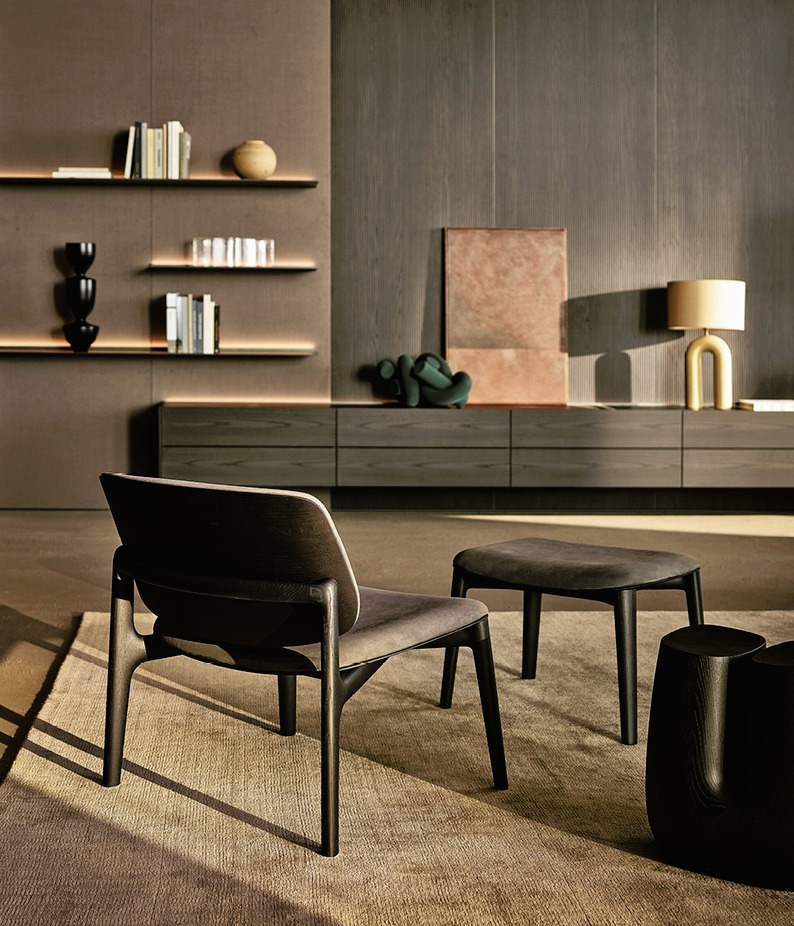 Curve Armchair, view 5