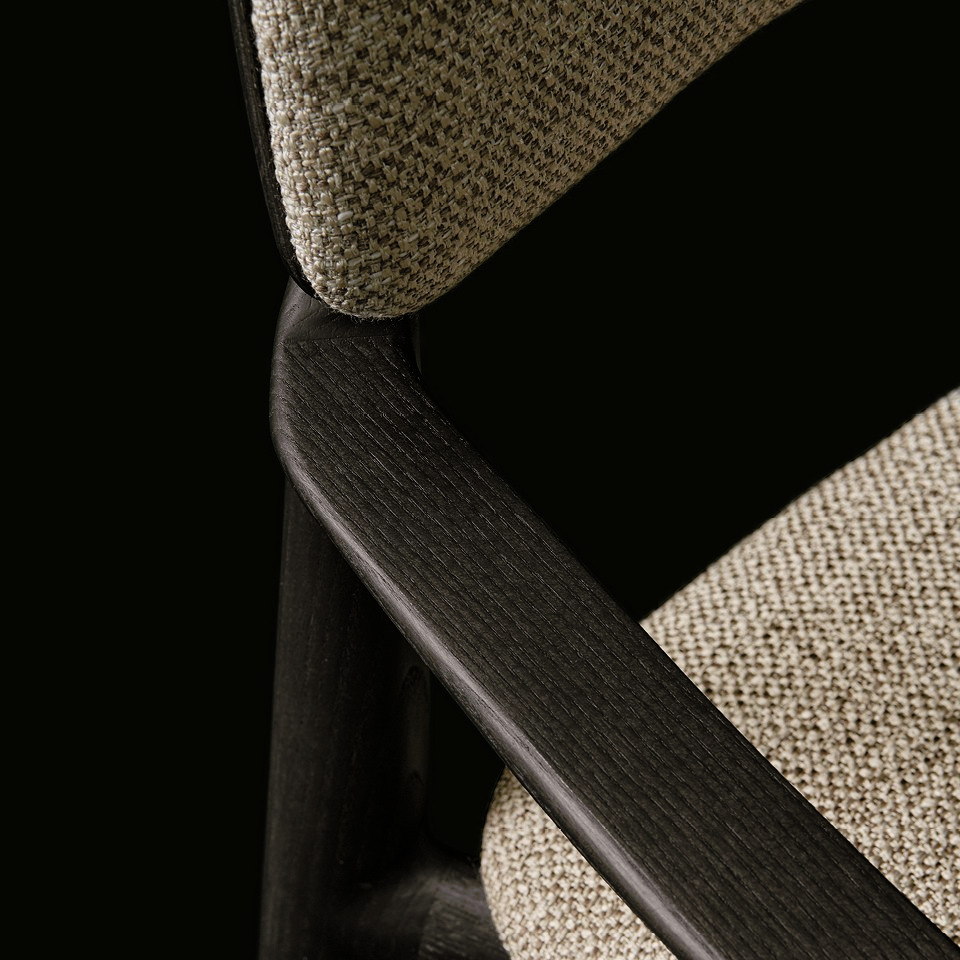 Curve Armchair, view 8