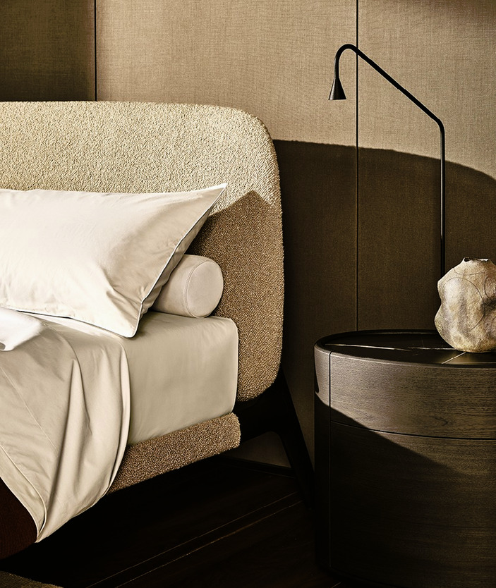 Curve Bed, view 2