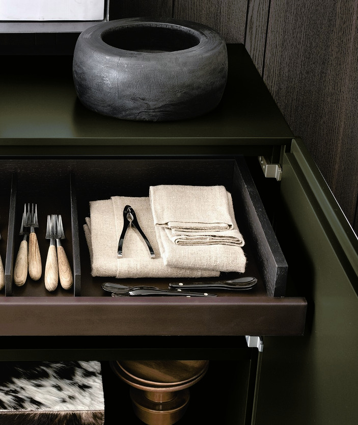 Free Sideboard, view 7