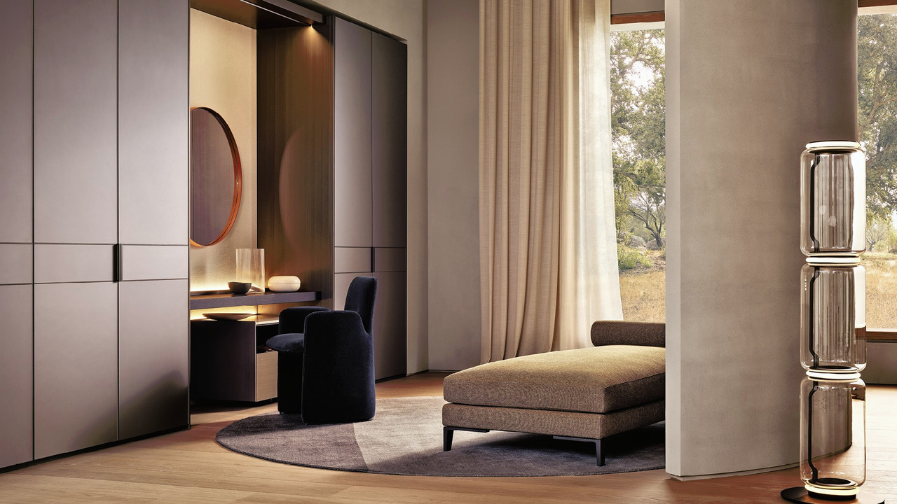 Guest Armchair, view 6
