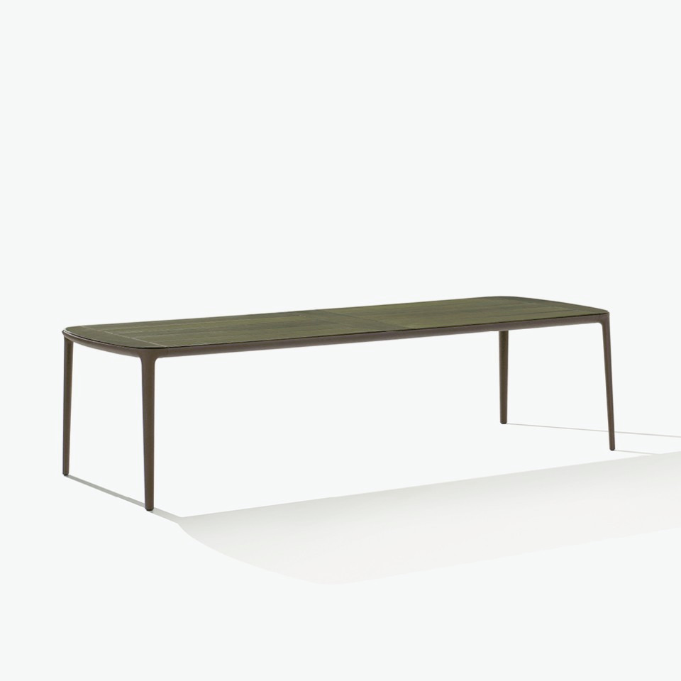 Henry Outdoor Table