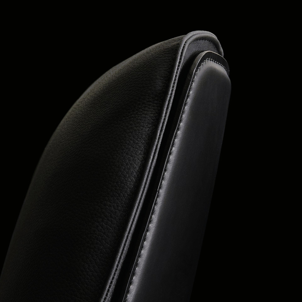 Kaori Lounge Armchair, view 5
