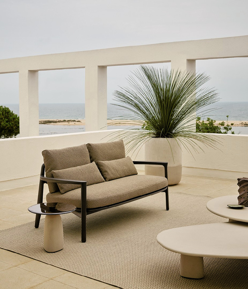 Magnolia, view 2