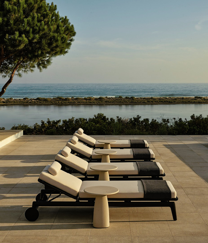 Magnolia Chaise Lounge, view 7