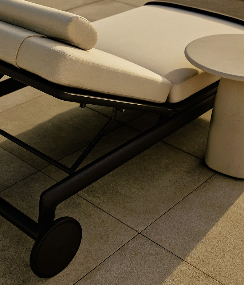 Magnolia Chaise Lounge, view 8