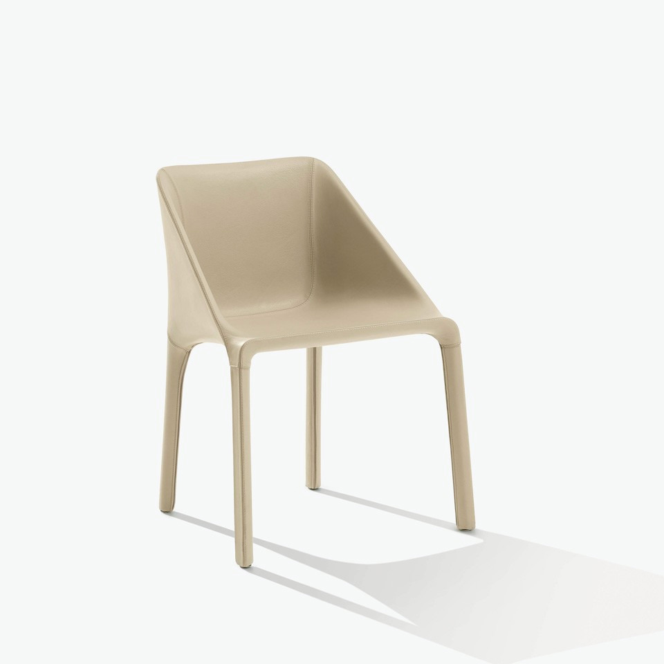 Manta Armchair, view 4