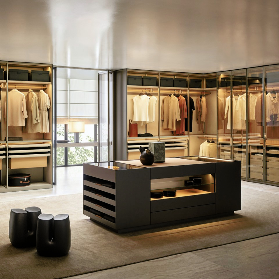 Senzafine Walk-In Closet System