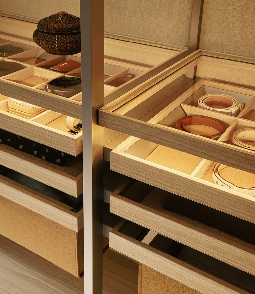 Senzafine Walk-In Closet System, view 6
