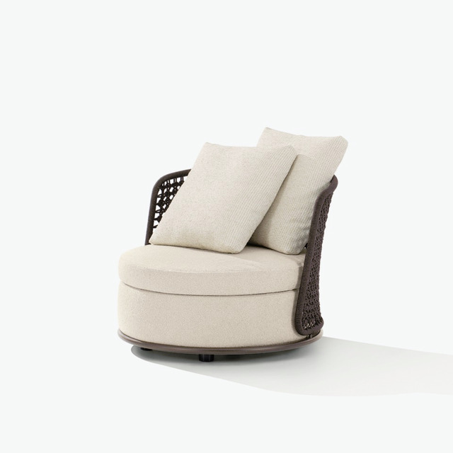 Soori Day Outdoor Armchair