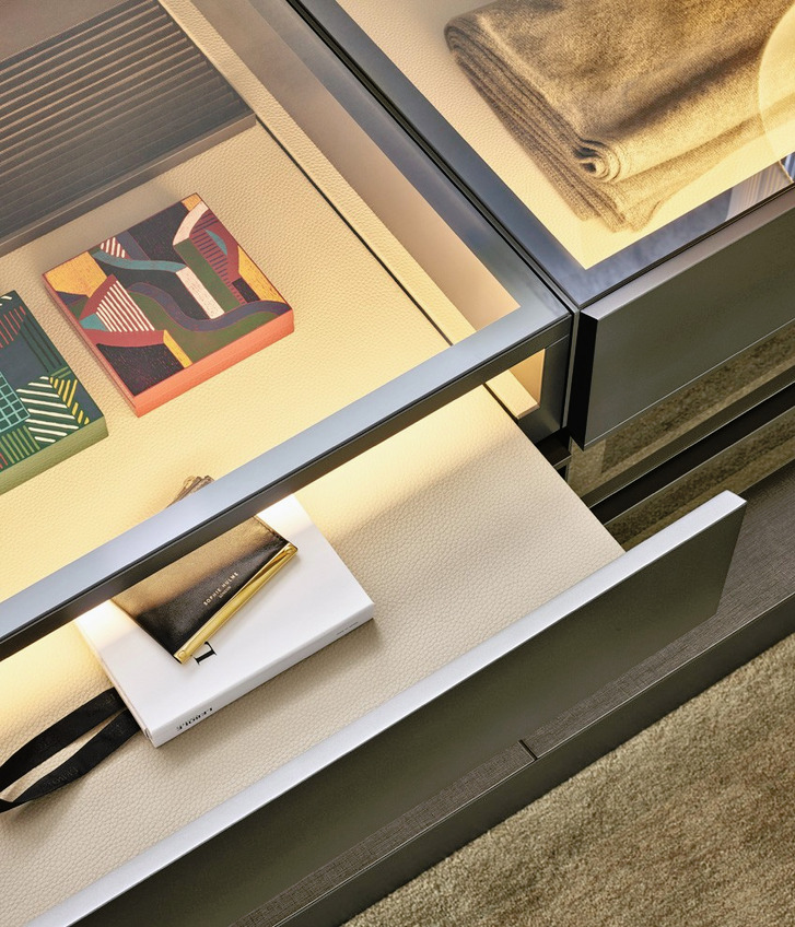 Ubik Walk-In Wardrobe, view 6