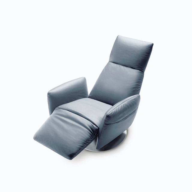 Pillow Recliner Chair by Poltrona Frau