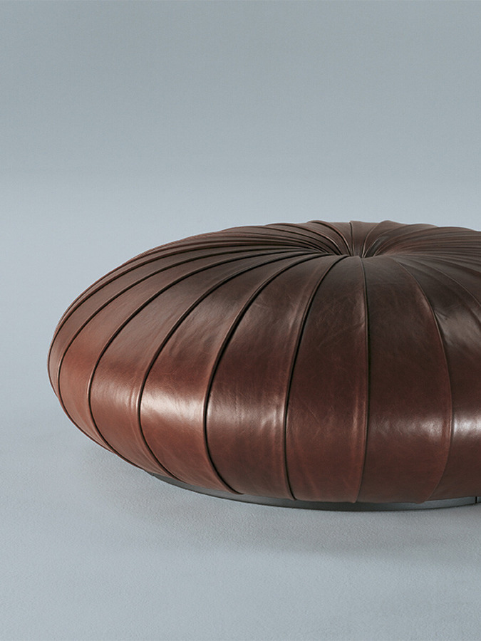 Esedra Ottoman, view 3