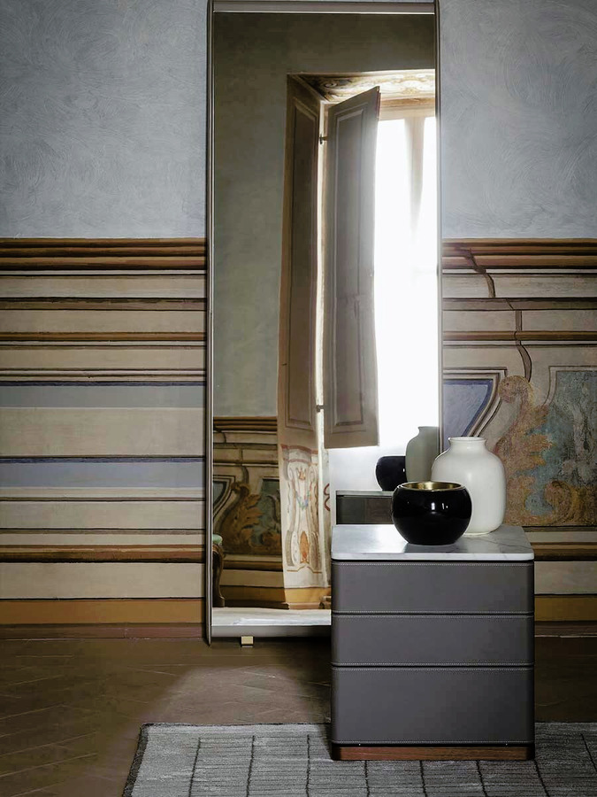 Fidelio Notte Night Table, view 3