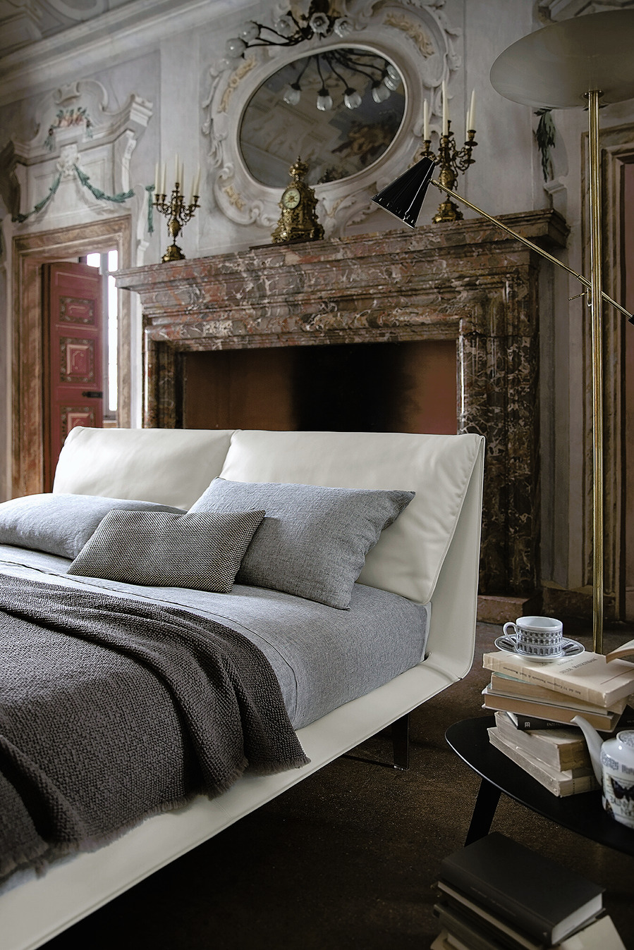 John-John Bed, view 4