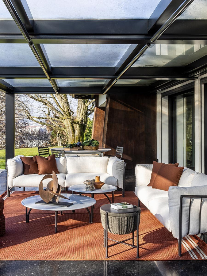Mirabell Outdoor Sofa, view 4