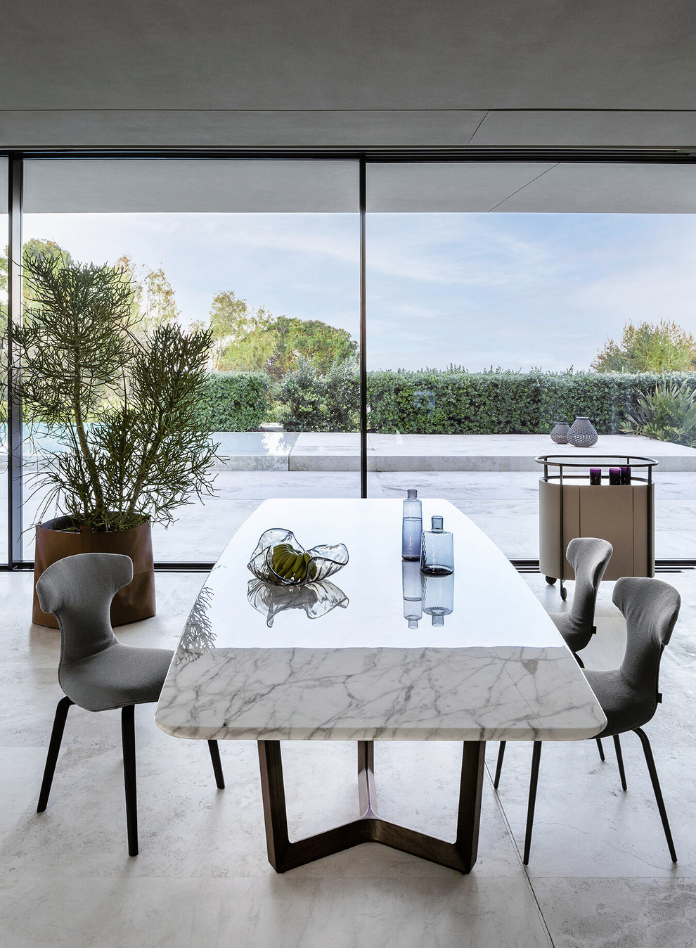 Montera Mas Armchair, view 3