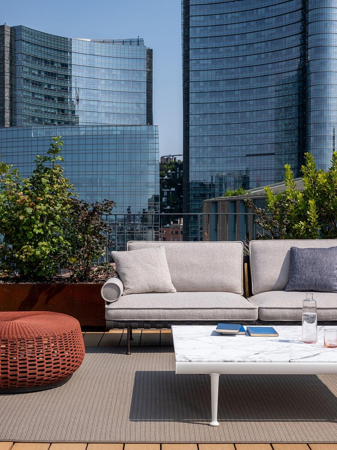 Souvenir d'Italie Outdoor Sofa, view 4