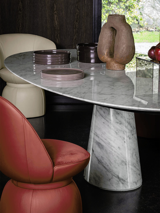 Leplì Armchair, view 3