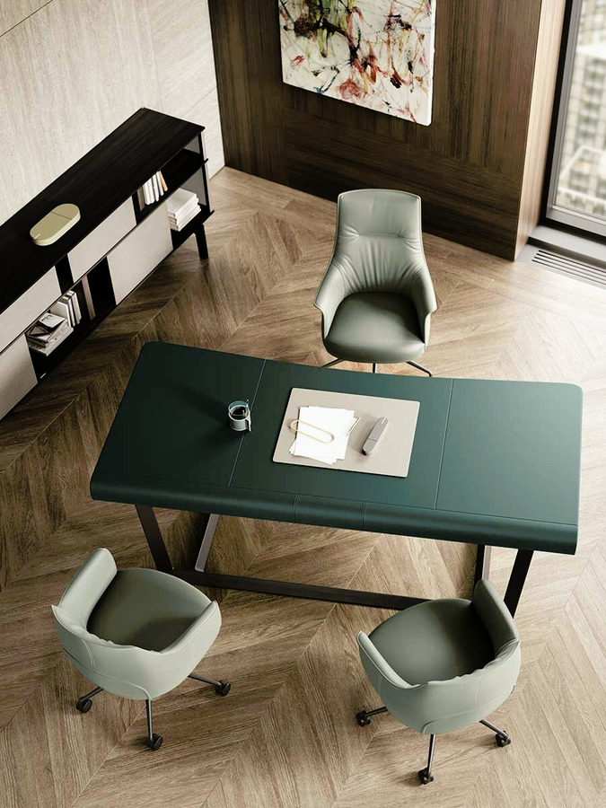 Archibald Task Chair by Poltrona Frau, view 4
