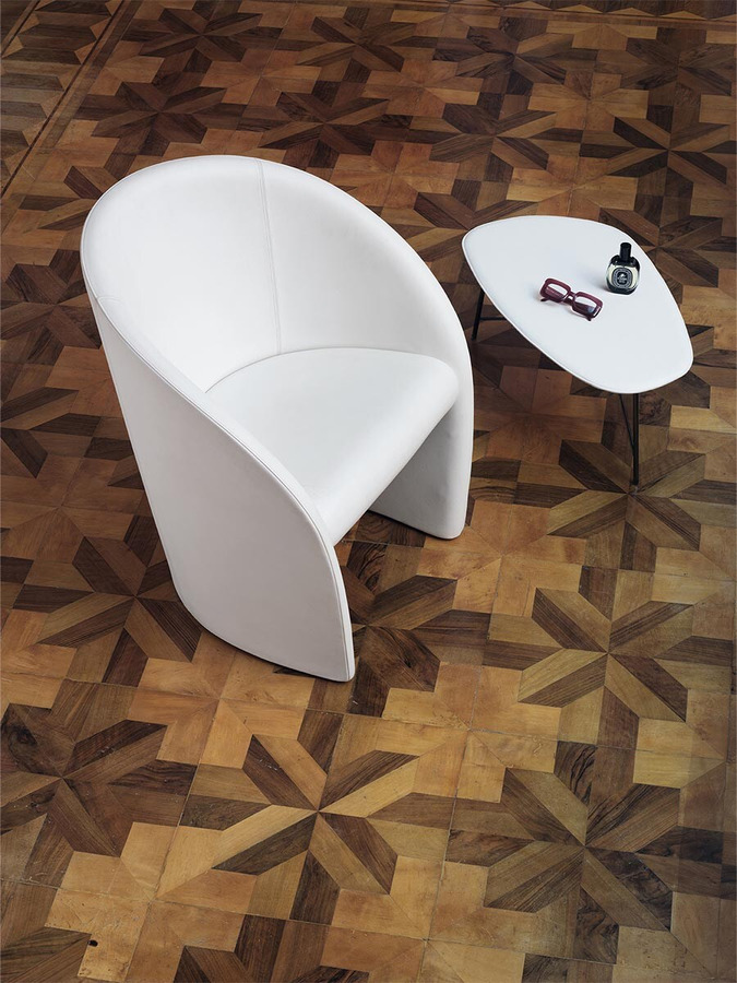 Intervista Armchair, view 4