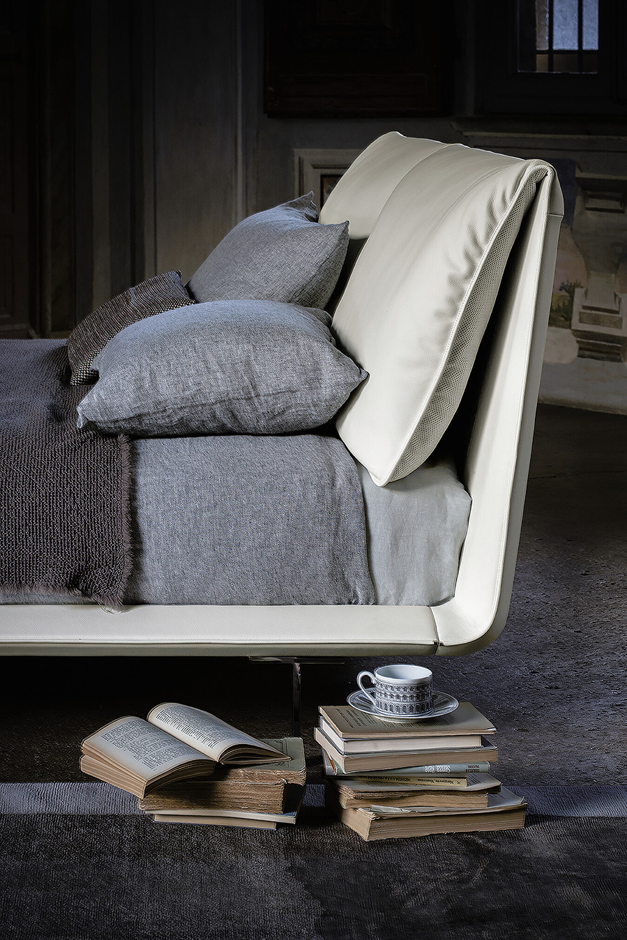 John-John Bed, view 5
