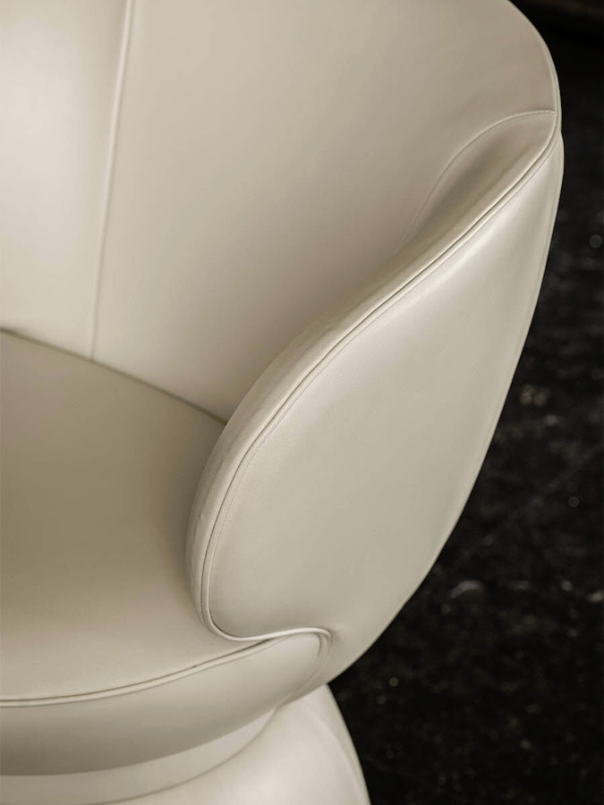 Leplì Armchair, view 4