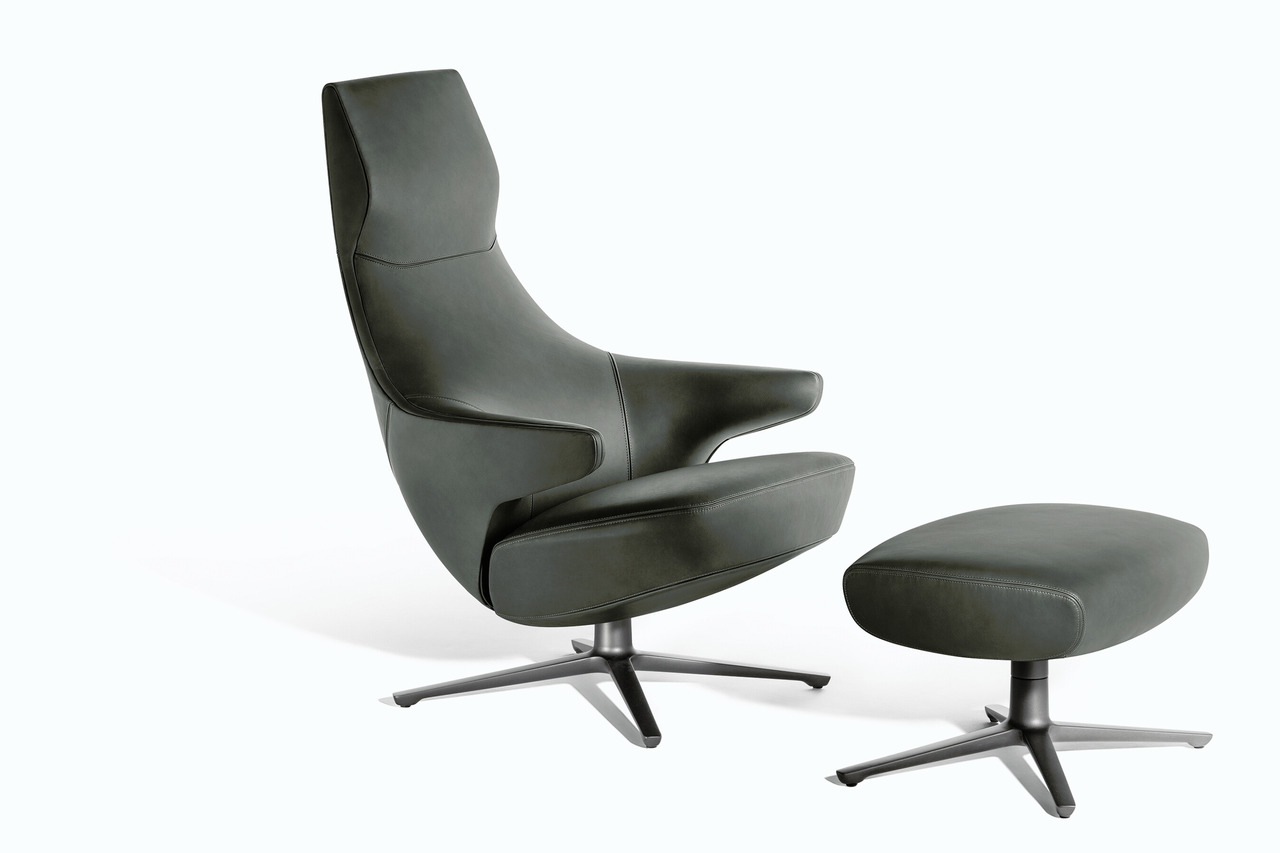 Jay Lounge Armchair by Poltrona Frau, view 3
