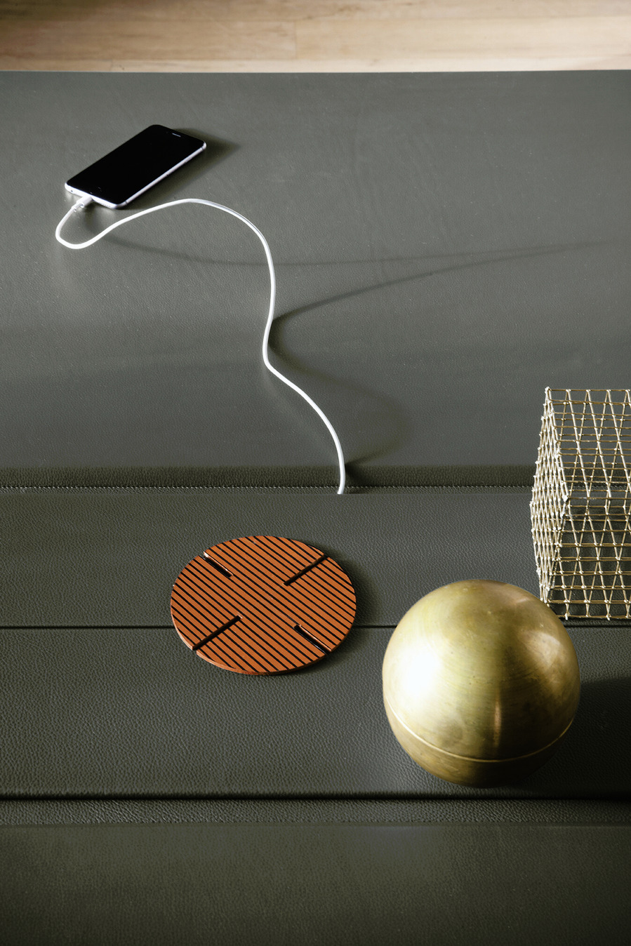 Jobs Desks by Poltrona Frau, view 6