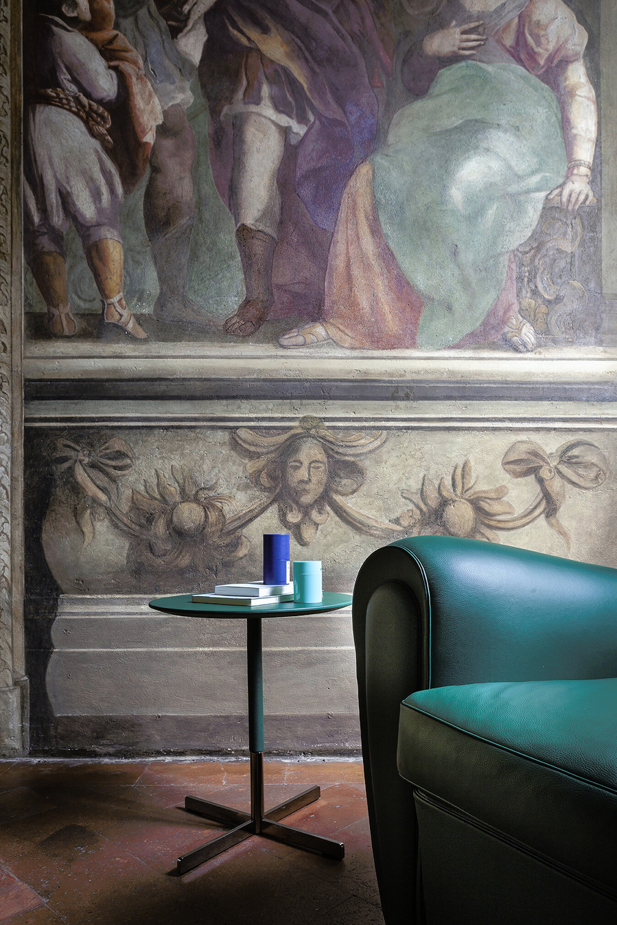 Vanity Fair XC Armchair, view 6